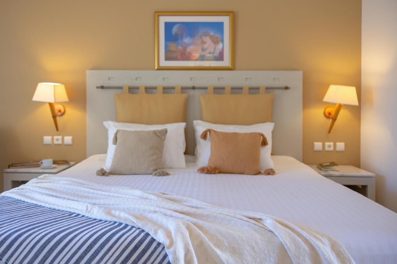 เยียนนูลิส ซานตามารีนา บีช โฮเต็ล Hotel Agia Marina  ภายนอก รูปภาพ