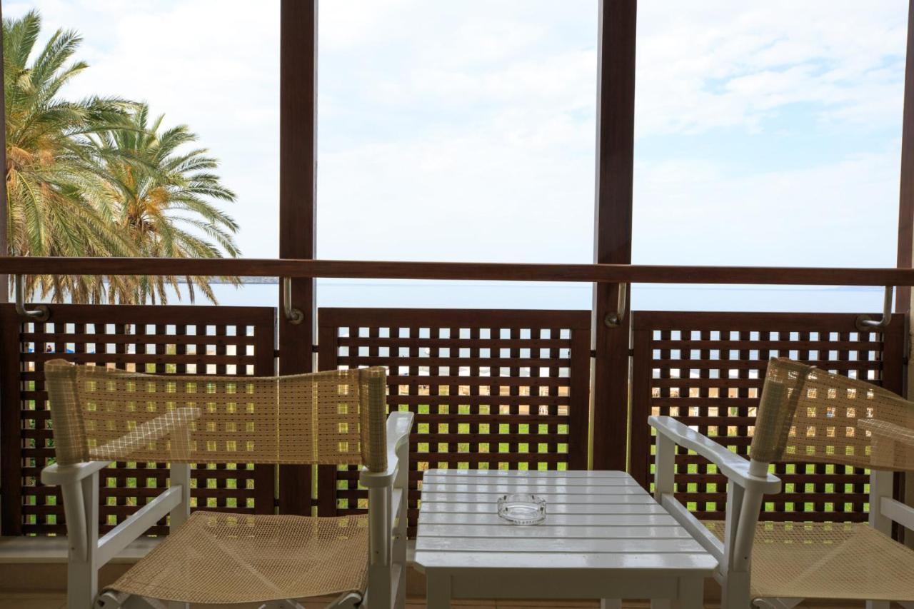 เยียนนูลิส ซานตามารีนา บีช โฮเต็ล Hotel Agia Marina  ภายนอก รูปภาพ