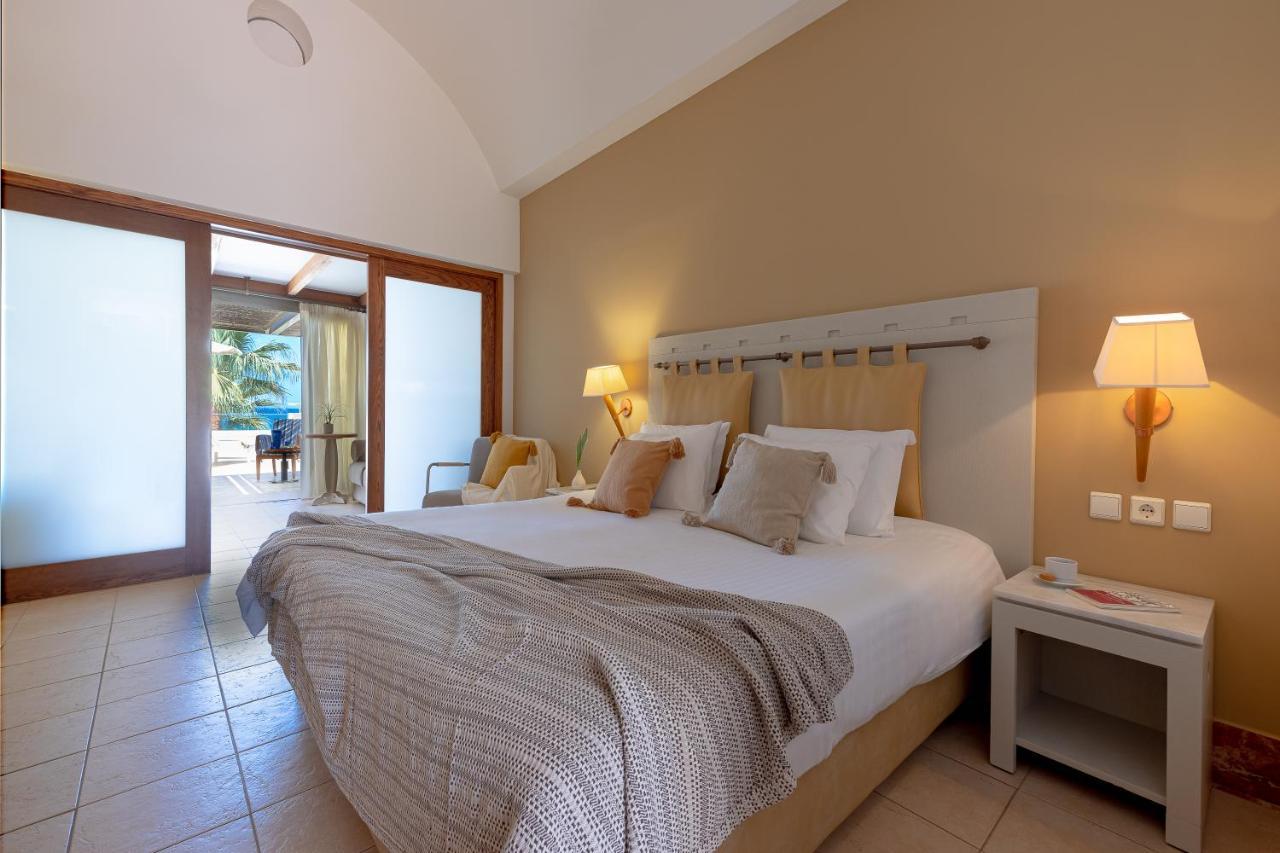 เยียนนูลิส ซานตามารีนา บีช โฮเต็ล Hotel Agia Marina  ภายนอก รูปภาพ