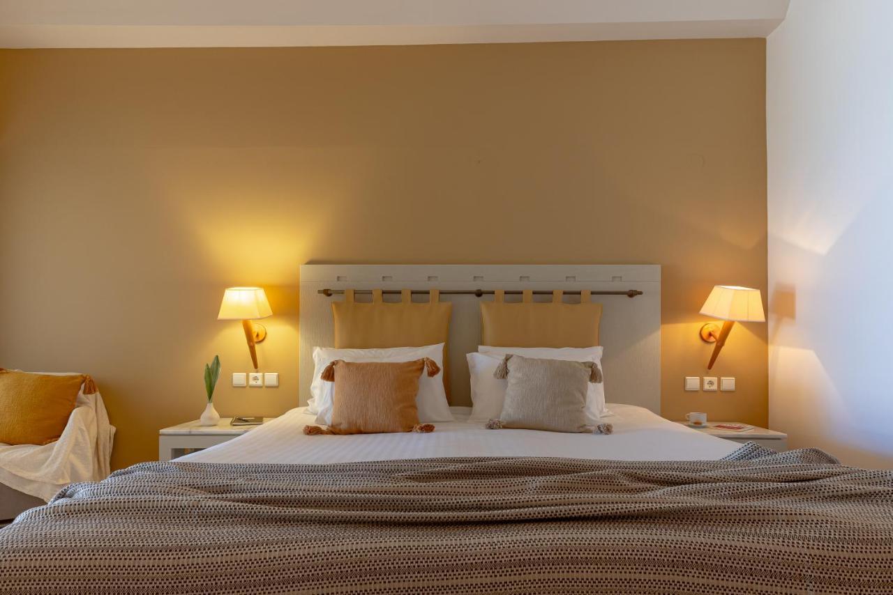 เยียนนูลิส ซานตามารีนา บีช โฮเต็ล Hotel Agia Marina  ภายนอก รูปภาพ